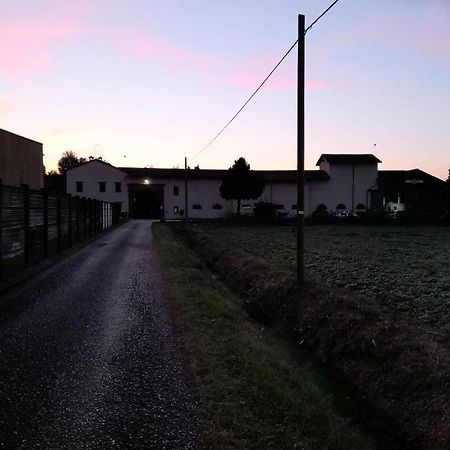 Appartamento In Cascina Cortazza Кремона Экстерьер фото